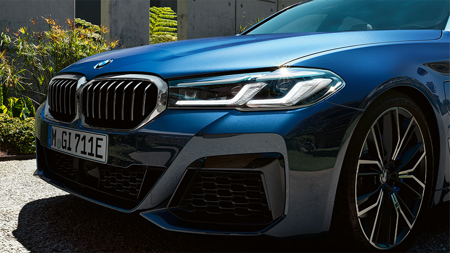 BMW řady 5 Sedan