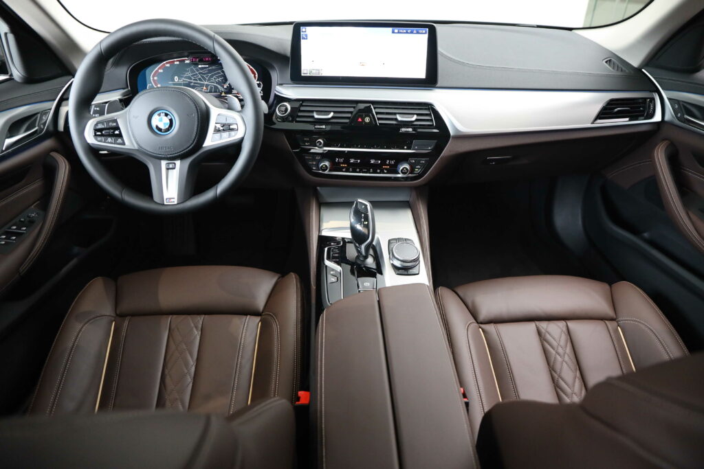 BMW 530e xDrive Touring