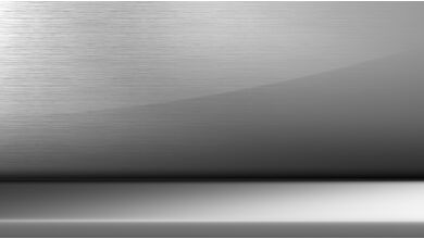 4K9 | Hliníkové obložení interiéru Aluminium jemně broušené s akcentní lištou Pearl Chrome