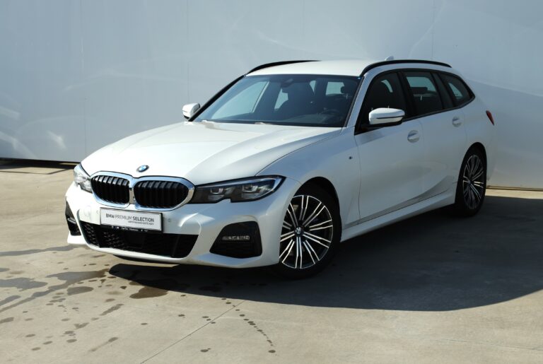 BMW 330i Touring