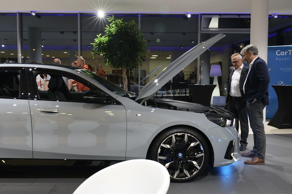 NOVÉ BMW ŘADY 5 ODHALENO | OSTRAVA