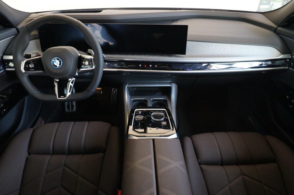 BMW 750e xDrive