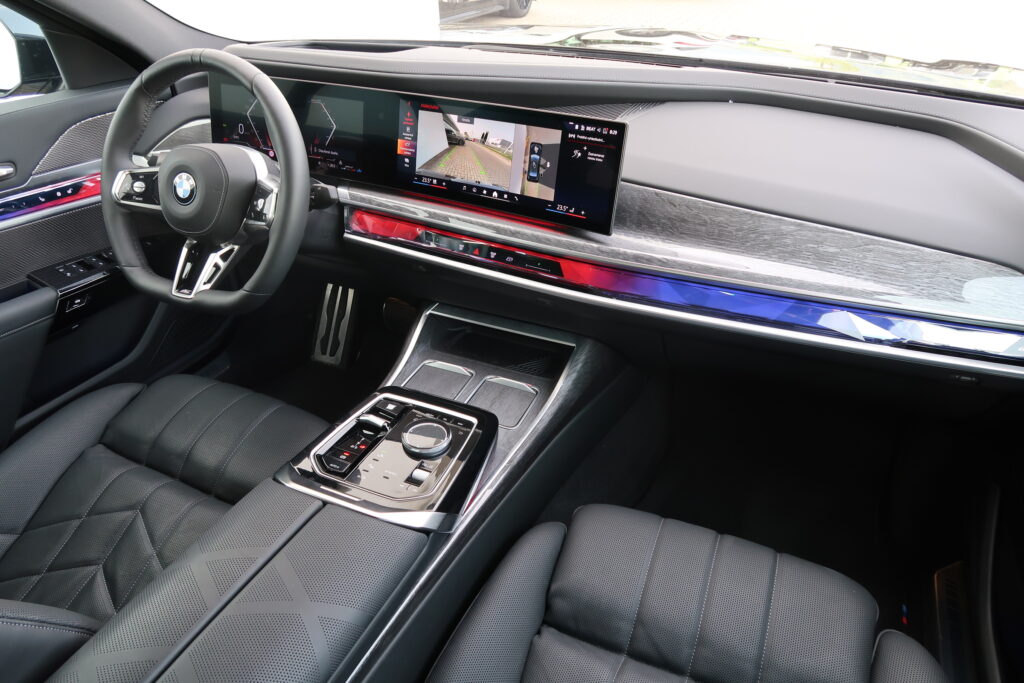 BMW 740d xDrive Sedan