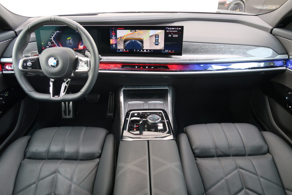 BMW 740d xDrive Sedan