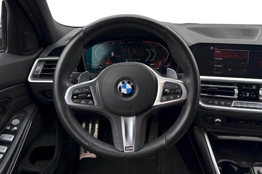 BMW 330i xDrive