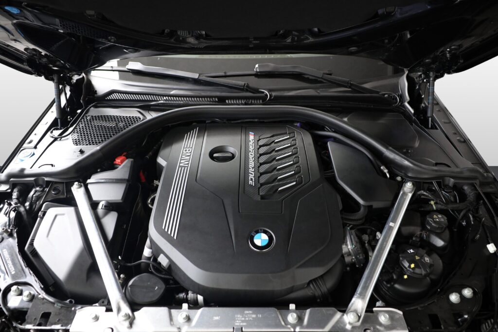 BMW M440i xDrive Convertible