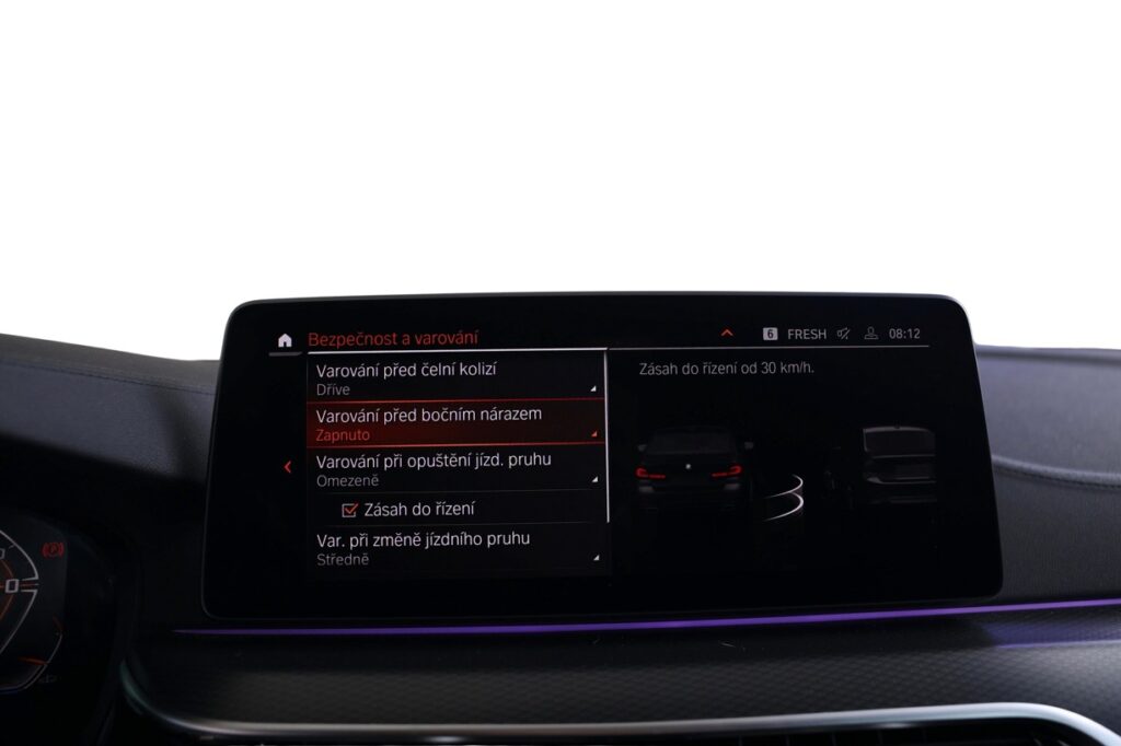 BMW M550i xDrive