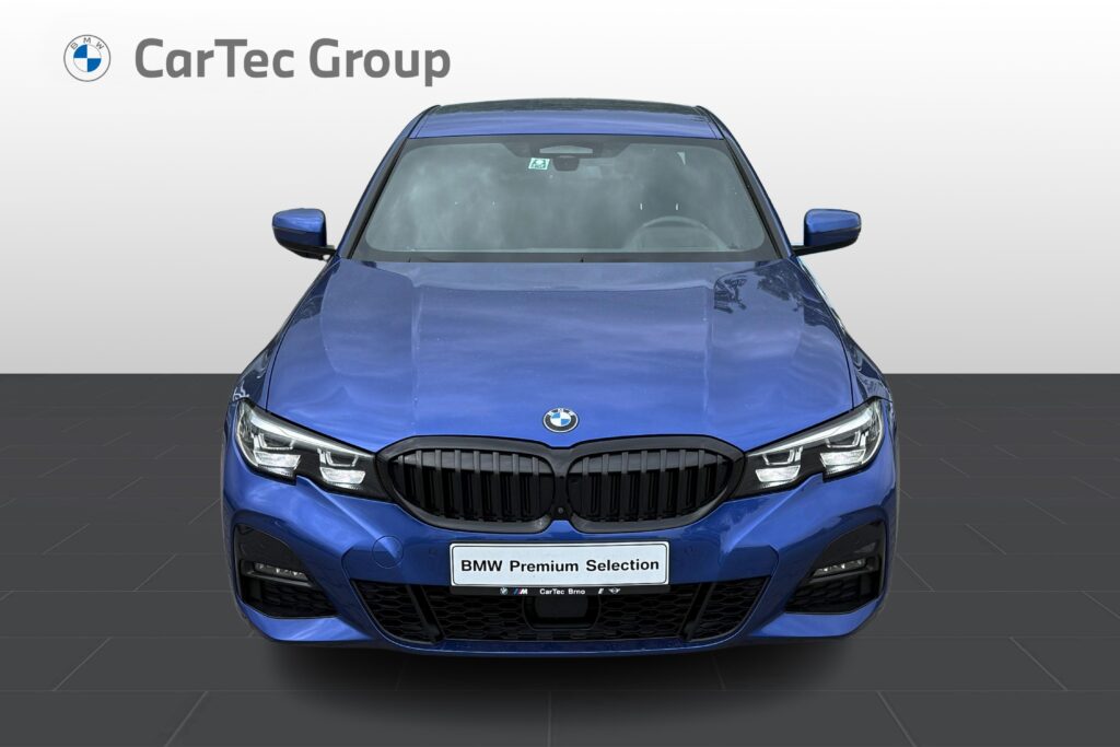 BMW 330i xDrive