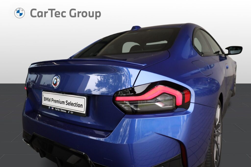 BMW M240i xDrive Coupé
