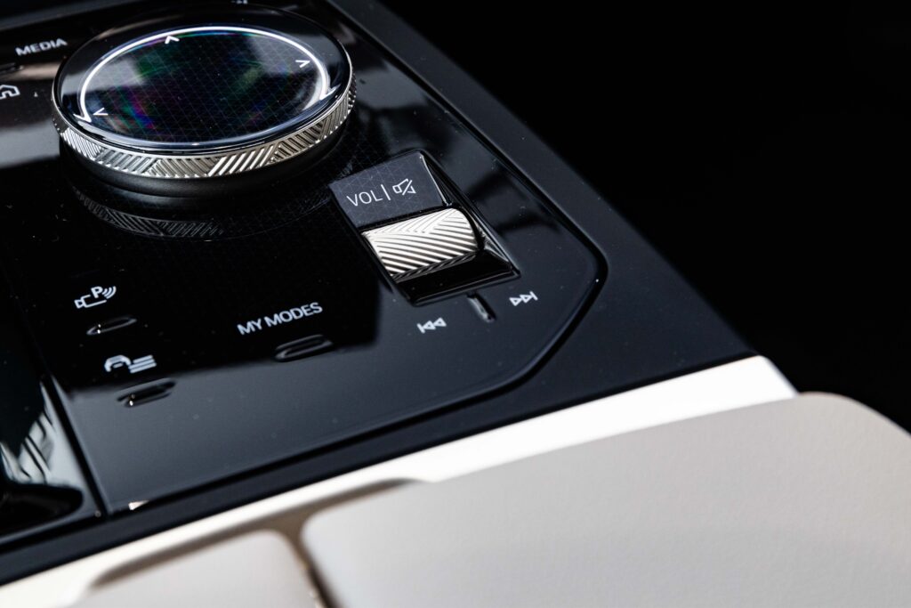 BMW iX xDrive40
