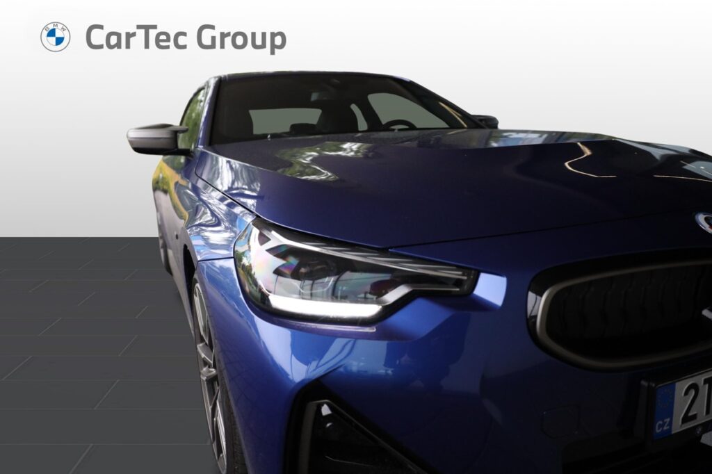 BMW M240i xDrive Coupé