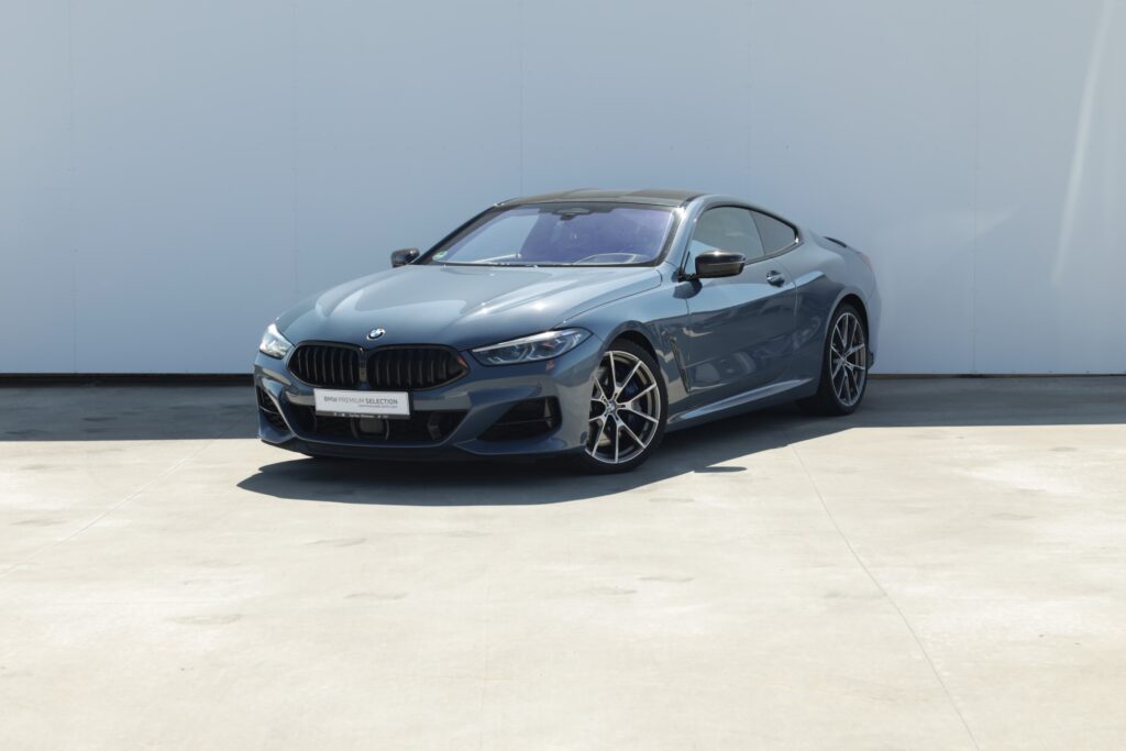 BMW M850i xDrive Coupe