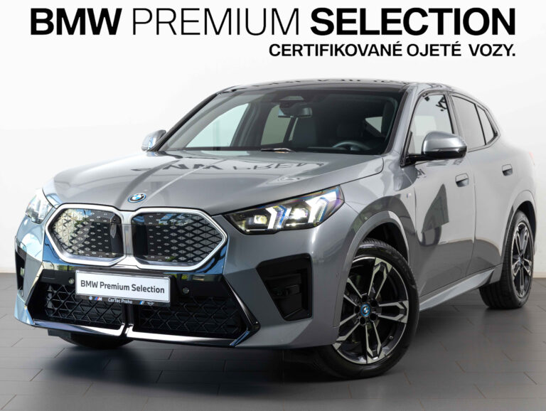 BMW iX2 xDrive30