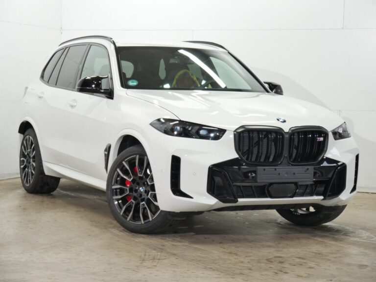 BMW X5 M60i