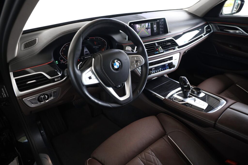 BMW 750i xDrive