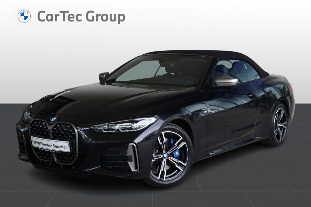 BMW M440i xDrive Convertible