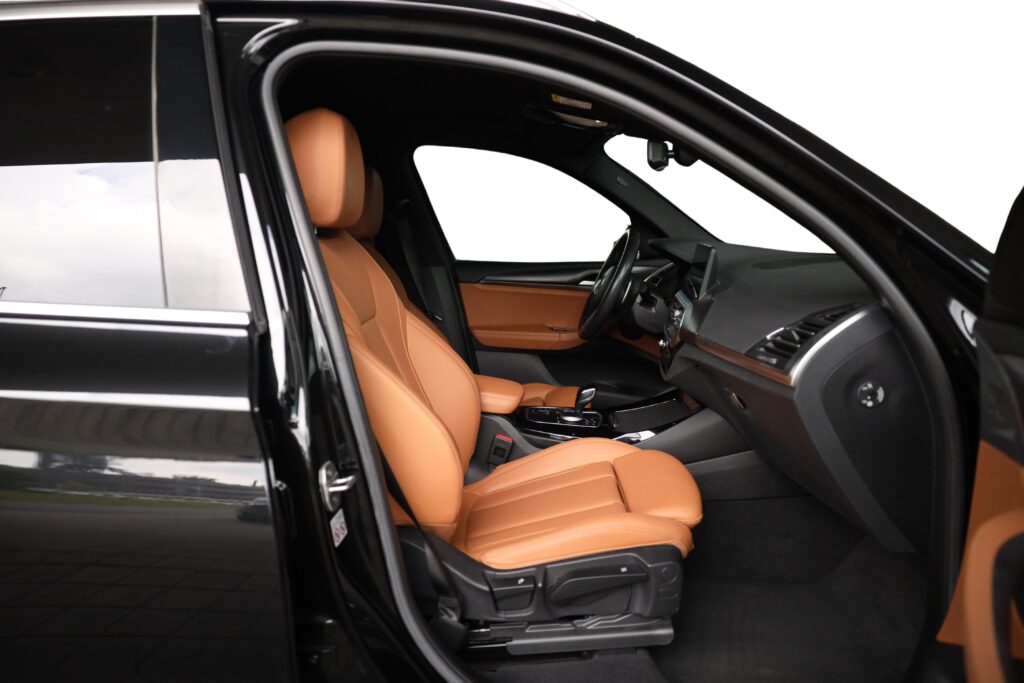 BMW X3 xDrive30i
