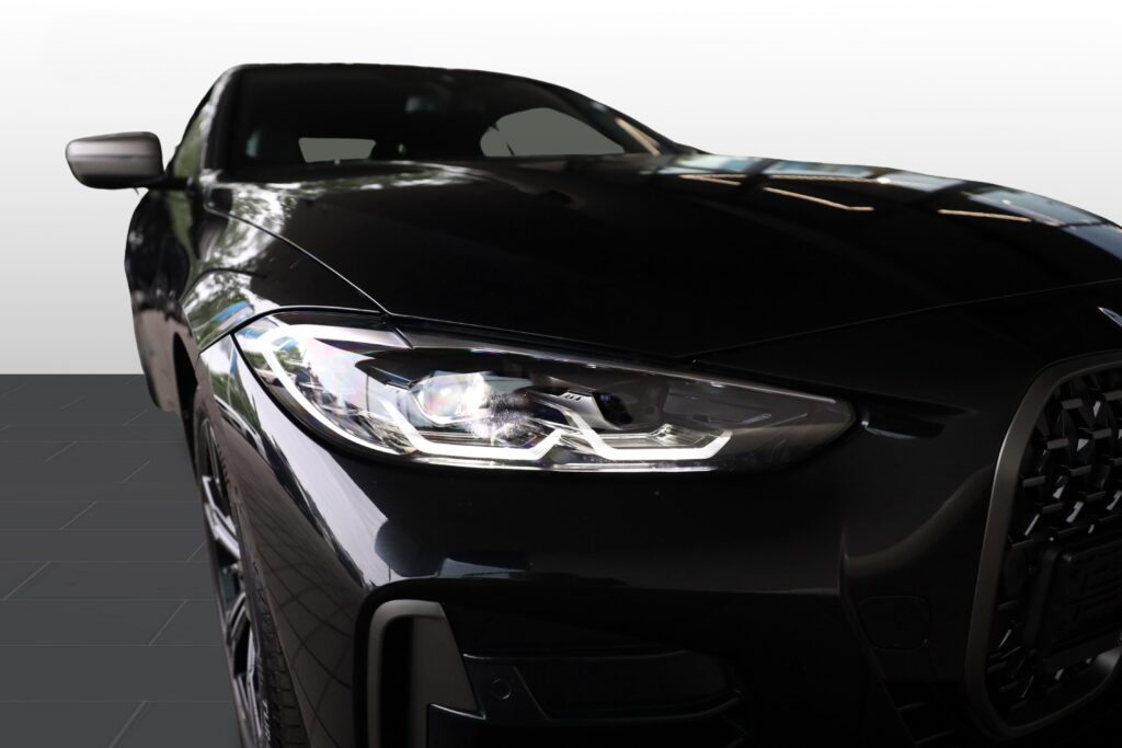 BMW M440i xDrive Convertible