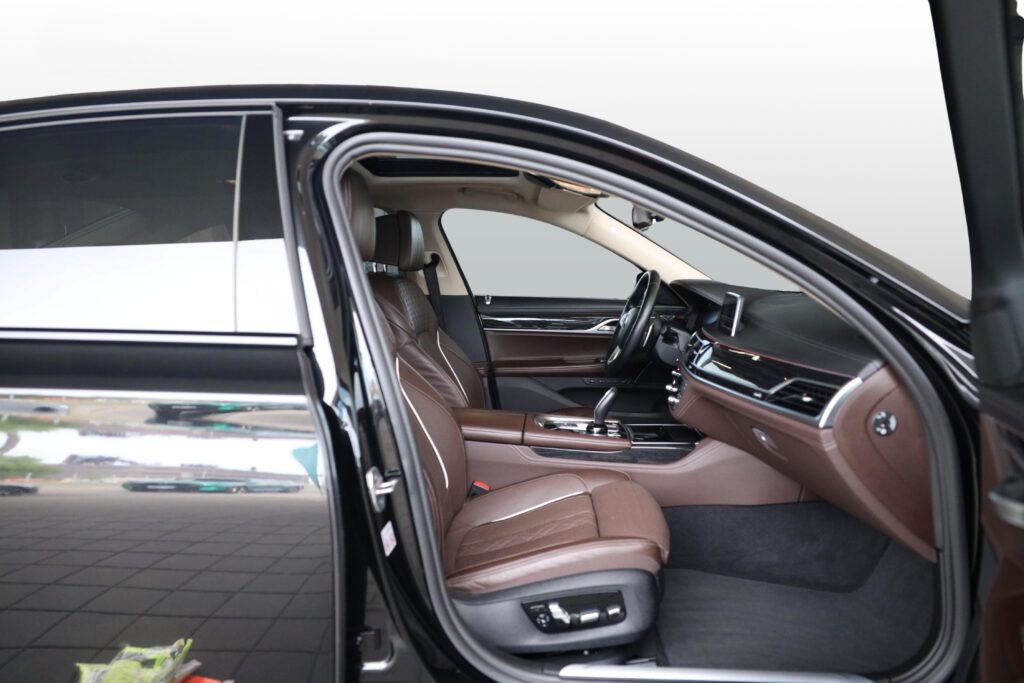 BMW 750i xDrive