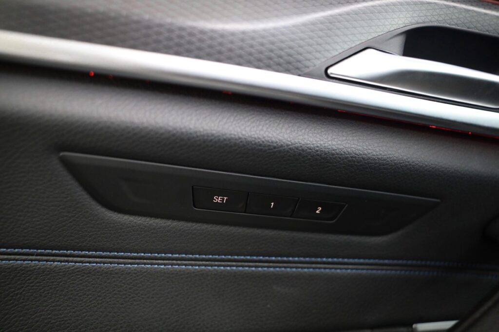BMW M550i xDrive