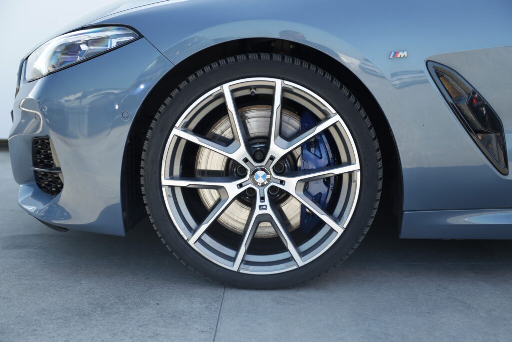 BMW M850i xDrive Coupe