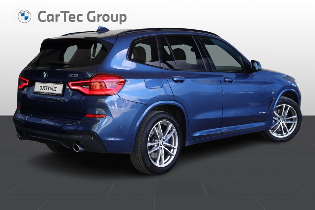 BMW X3 xDrive30i