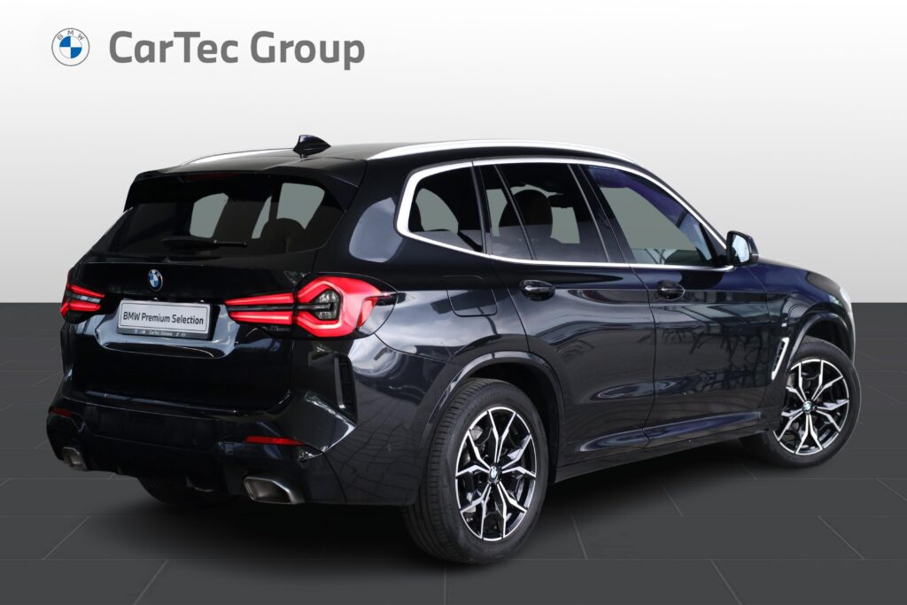 BMW X3 xDrive30i