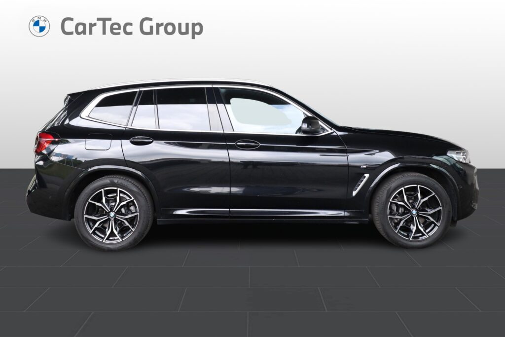 BMW X3 xDrive30i