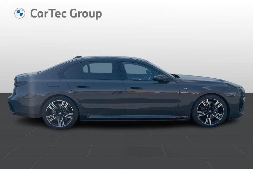 BMW 750e xDrive