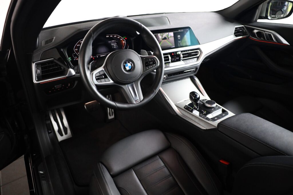 BMW M440i xDrive Convertible