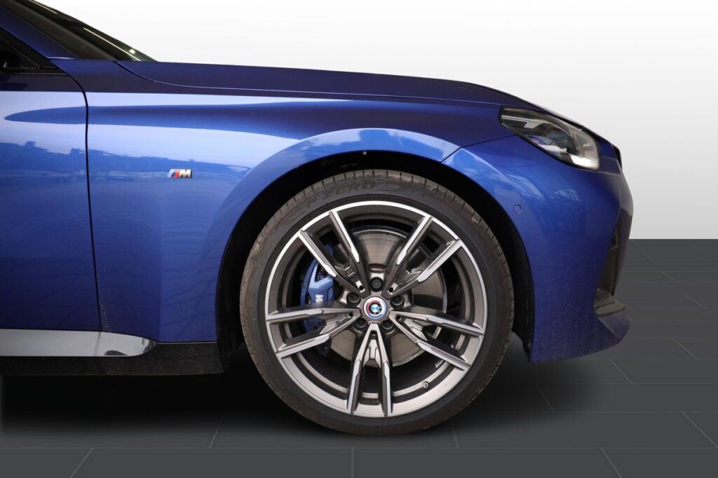 BMW M240i xDrive Coupé