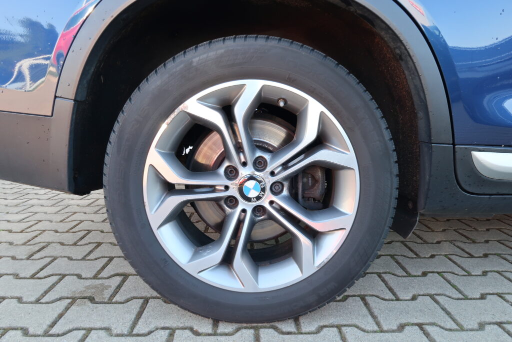 BMW X4 xDrive20i