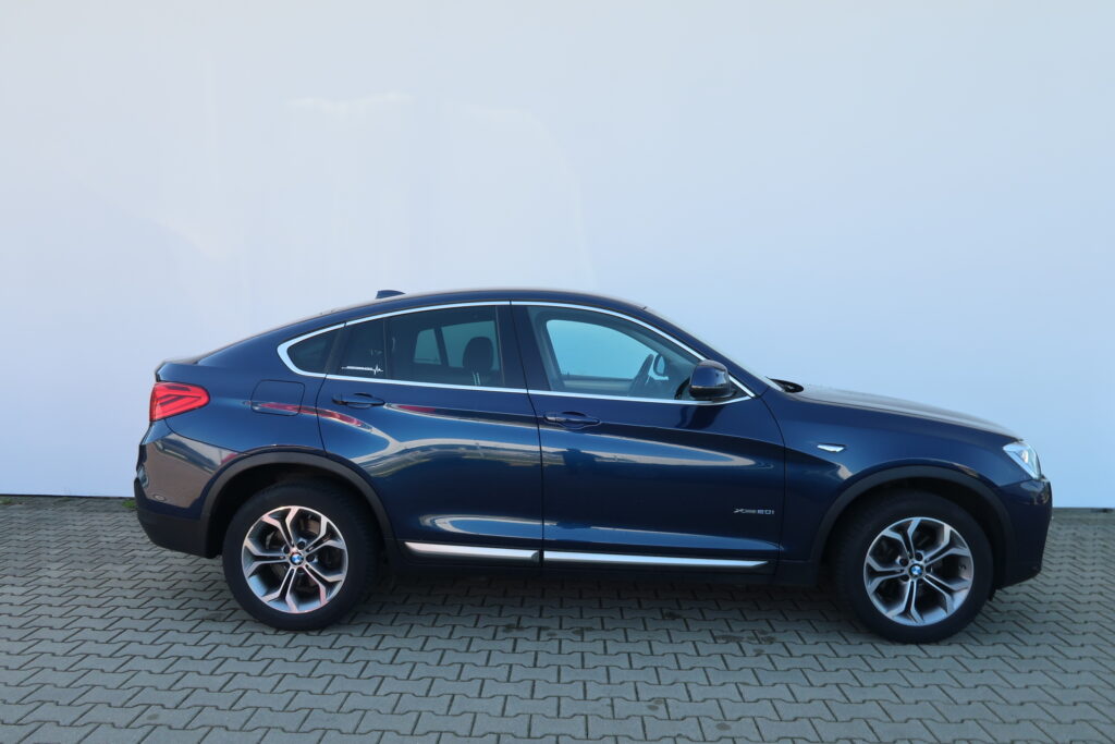 BMW X4 xDrive20i