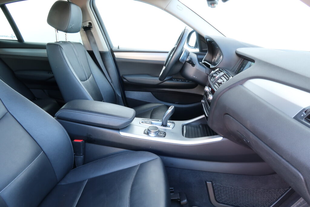 BMW X4 xDrive20i