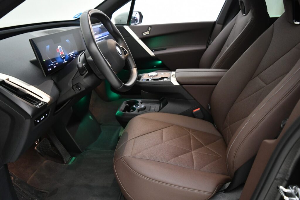 BMW iX xDrive40