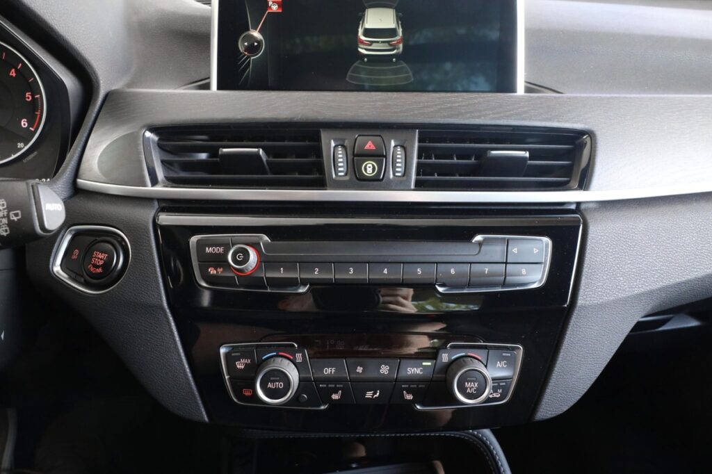 BMW X1 xDrive18d