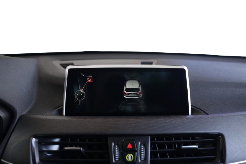 BMW X1 xDrive18d