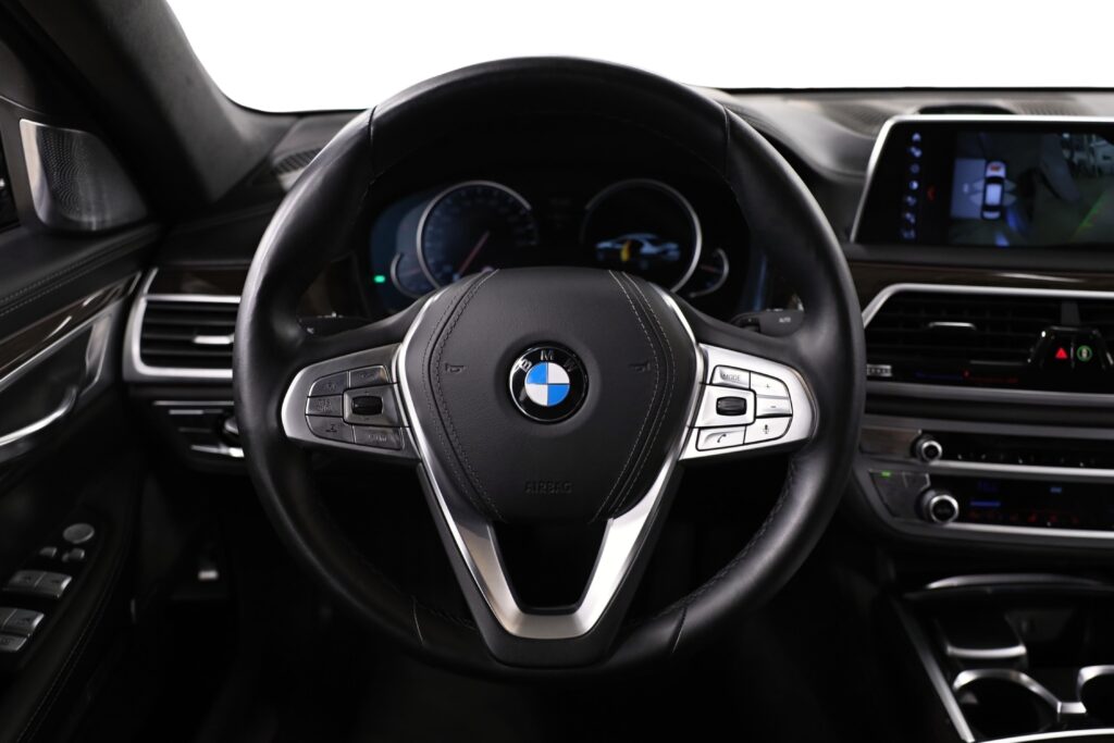 BMW 750Li xDrive
