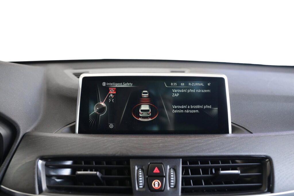 BMW X1 xDrive18d