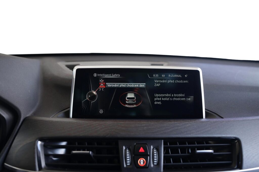 BMW X1 xDrive18d