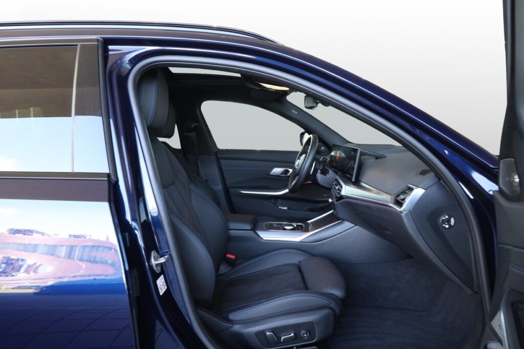 BMW M340i xDrive Touring