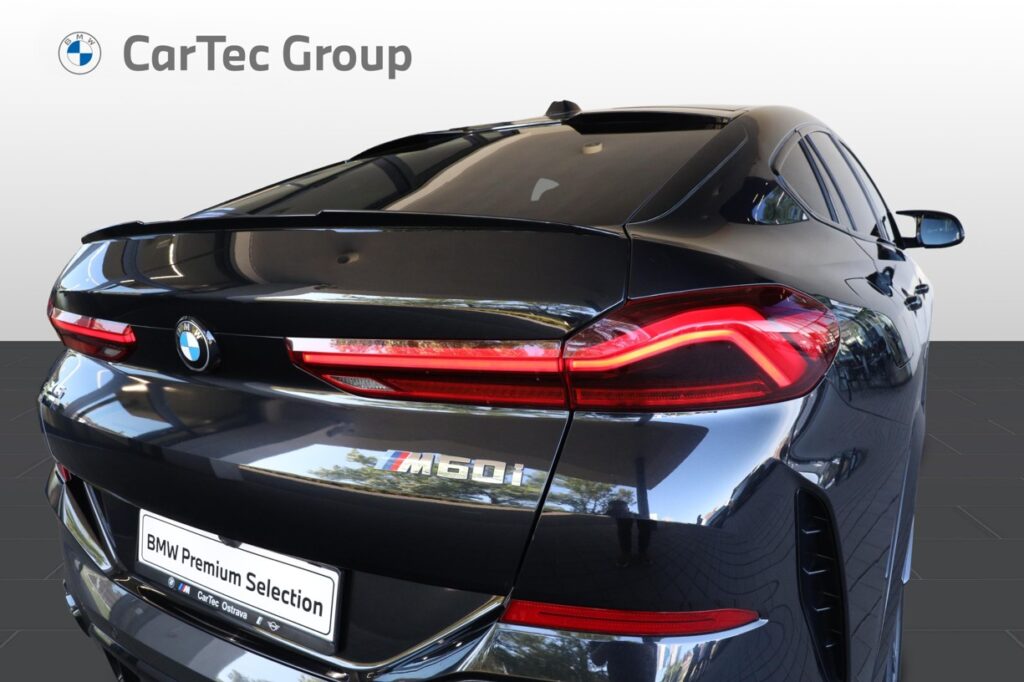 BMW X6 M60i