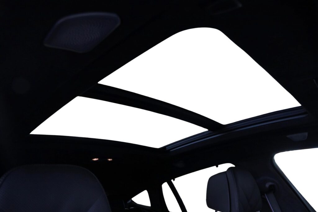 BMW X6 M60i