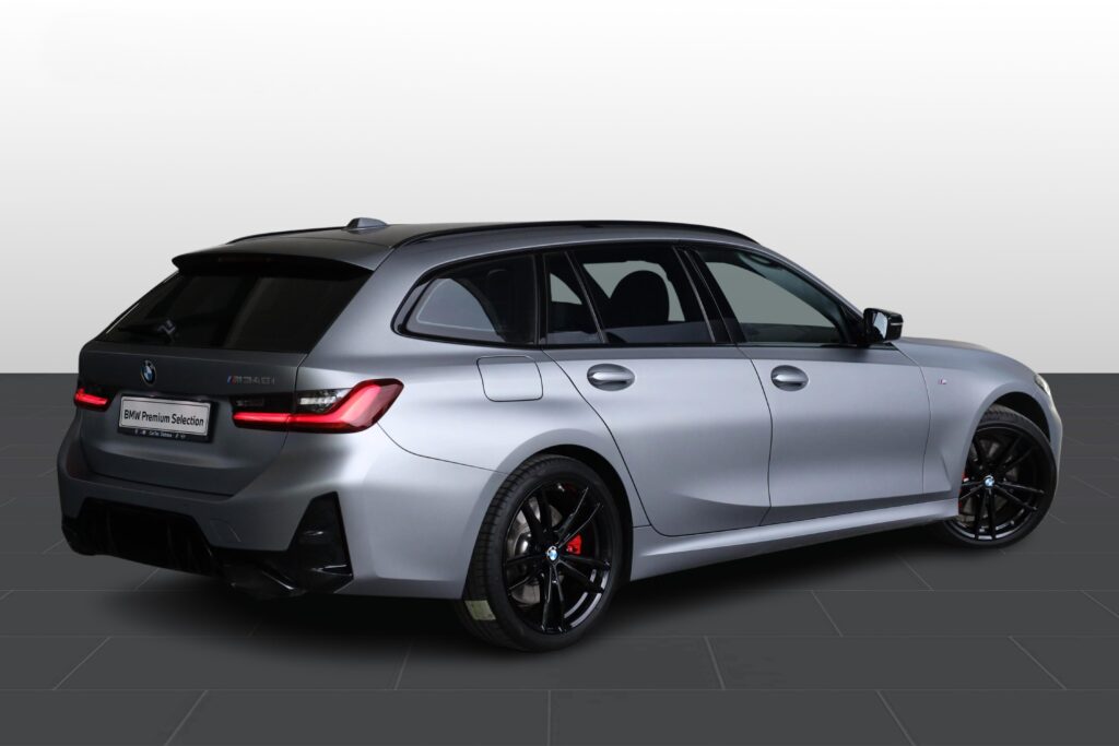 BMW M340i xDrive Touring