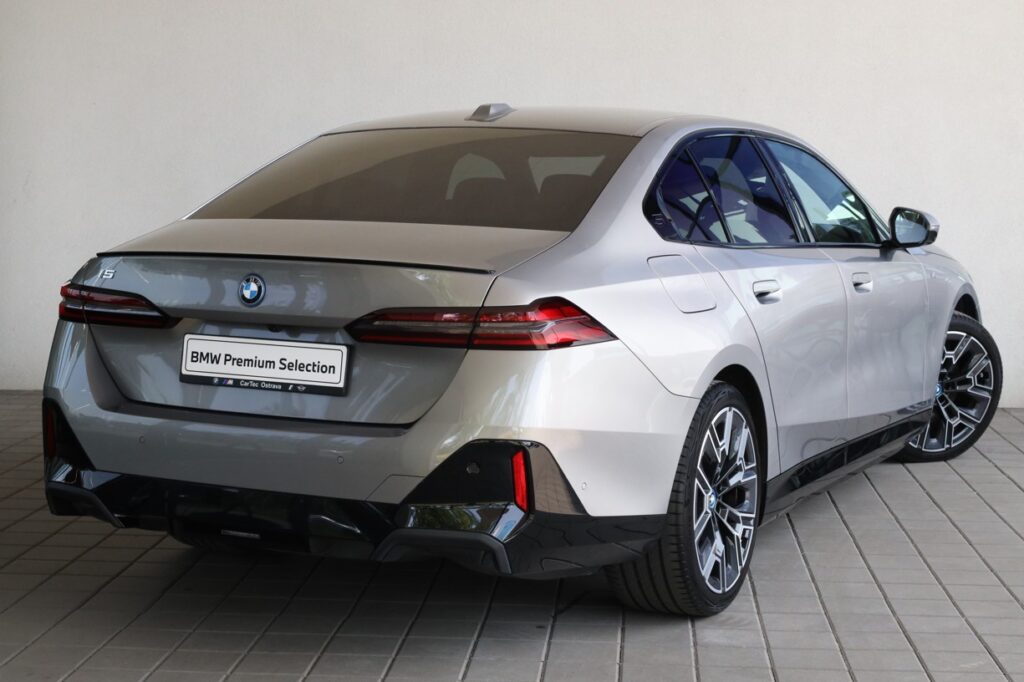 BMW i5 eDrive40 Sedan