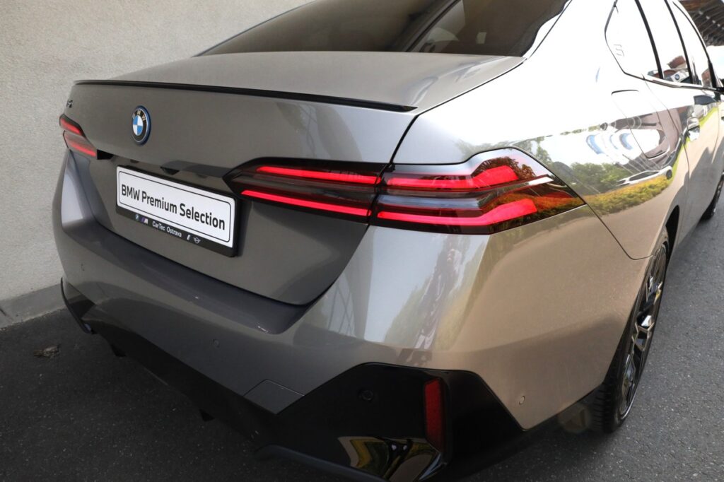 BMW i5 eDrive40 Sedan
