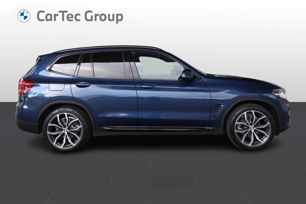 BMW X3 xDrive20i