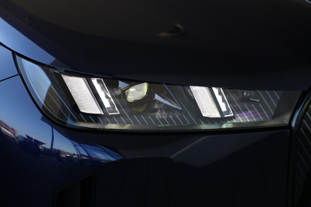 BMW iX xDrive60