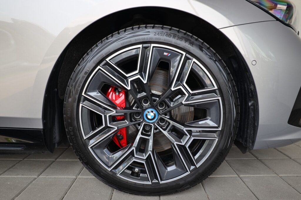 BMW i5 eDrive40 Sedan