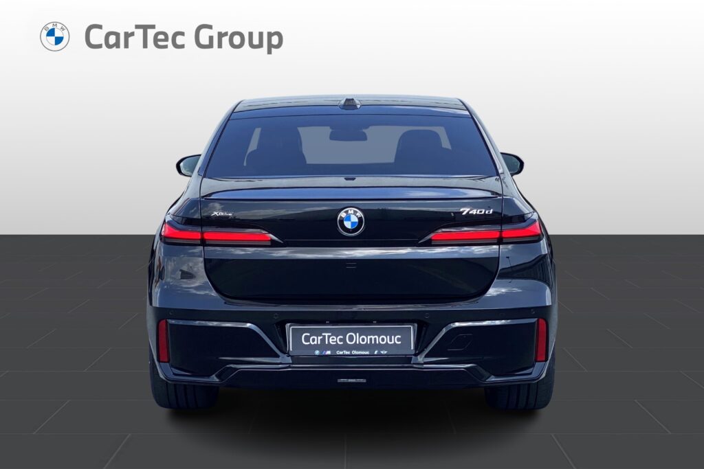 BMW 740d xDrive Sedan